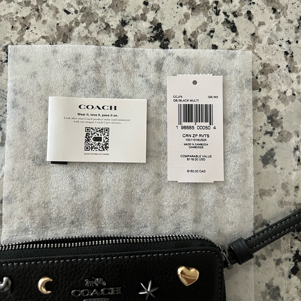 Coach Corner Zip Wristlet with Rivets NWT - Picture 4 of 8